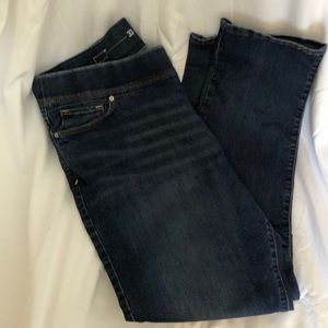 Women’s pull on Levi jeans